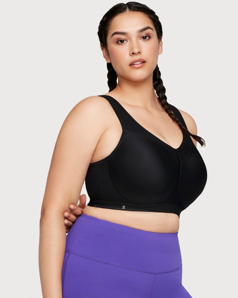 Side of a model wearing a size 36F High Impact Underwire Sports Bra in Black by Glamorise Sport. | dia_product_style_image_id:260768